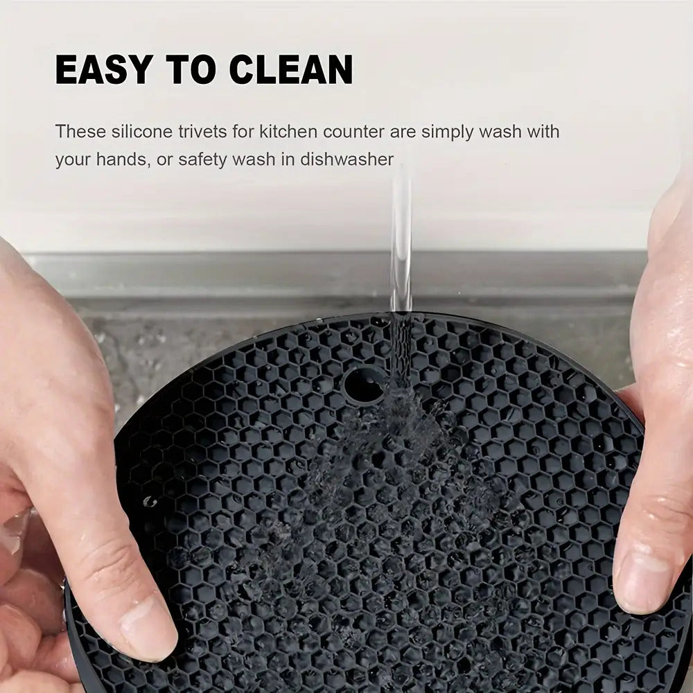 Black Heat-Resistant Silicone Trivets Non-Stick Pot Holders, Easy to Clean 7 inch 4 Pcs